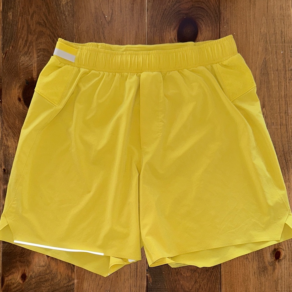 Lululemon Running Surge Shorts Mens Yellow Linerless Reflective